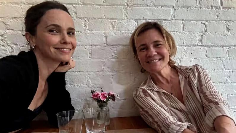 Débora Falabella e Adriana Esteves — Foto: Reprodução/ Instagram