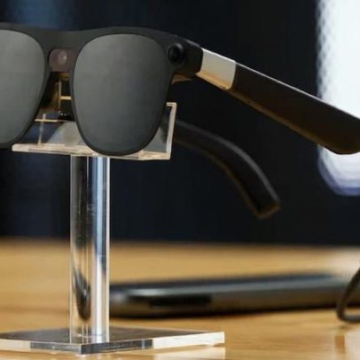 Google revela óculos com IA para 2026 para competir com Meta e Apple