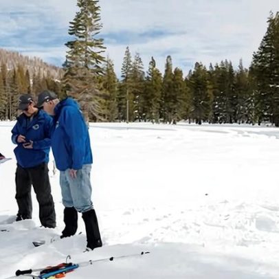 Reserva de neve da Califórnia recebe impulso com chuvas de dezembro