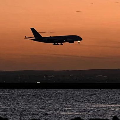 Labour quer órgão fiscalizador orientar reforma de benefícios de viagem para políticos