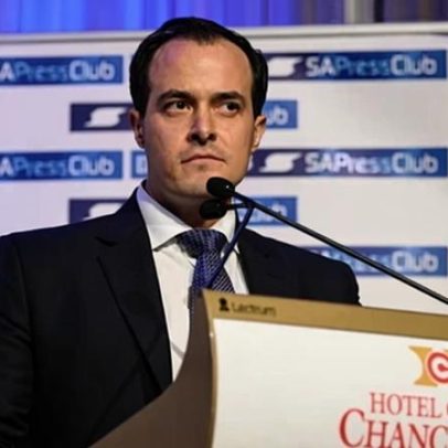 Líder da oposição na África do Sul renuncia antes de eleição estadual; quarto líder liberal em um mês