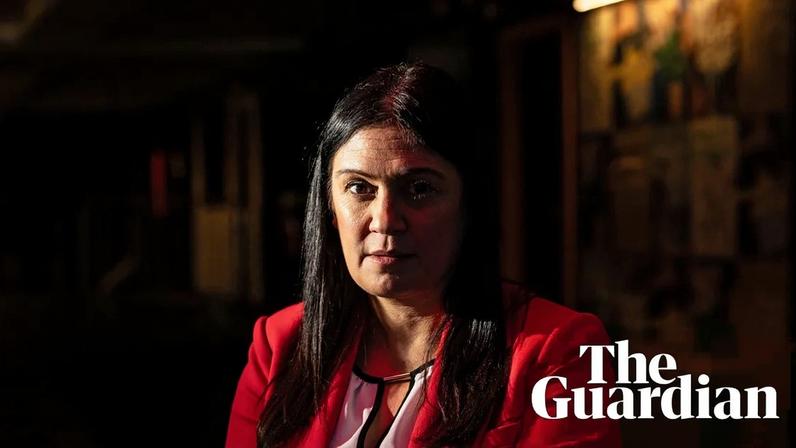 Lisa Nandy says young people were simultaneously the most digitally connected generation and the most socially isolated.