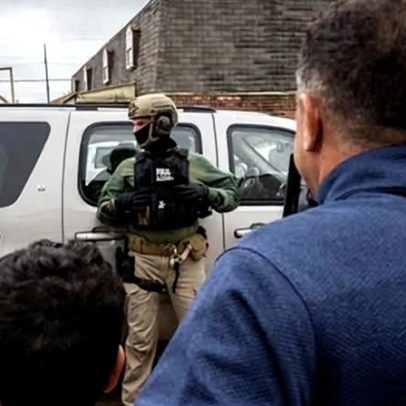 Crackdown migratório dos EUA obriga jovens a cuidar de familiares após detenção dos pais