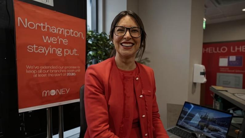 Por que os bancos voltaram às ruas principais do Reino Unido