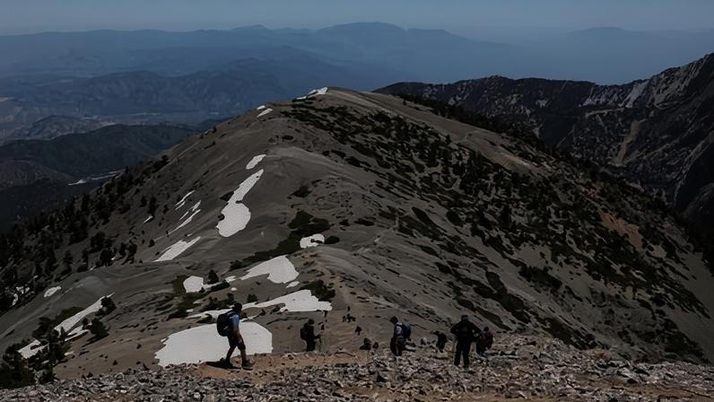 Três trilheiros encontrados mortos no Mount Baldy, sul da Califórnia