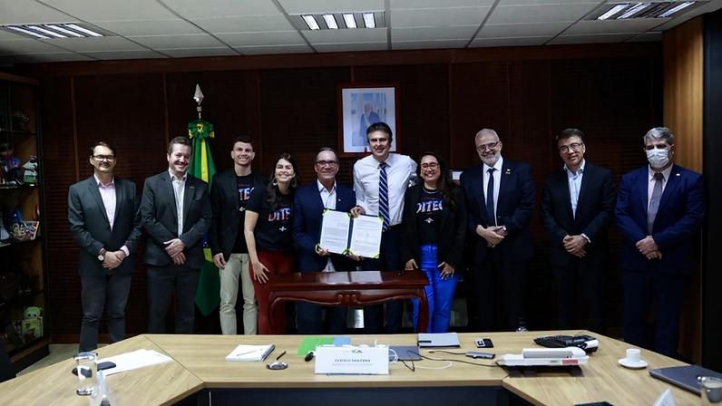 MEC e Sebrae firmam parceria para educação empreendedora