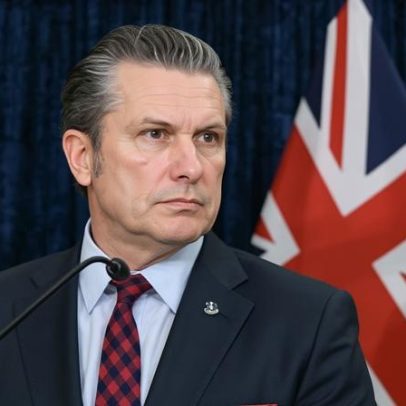 Pete Hegseth divulga cultura de guerreiro em podcast