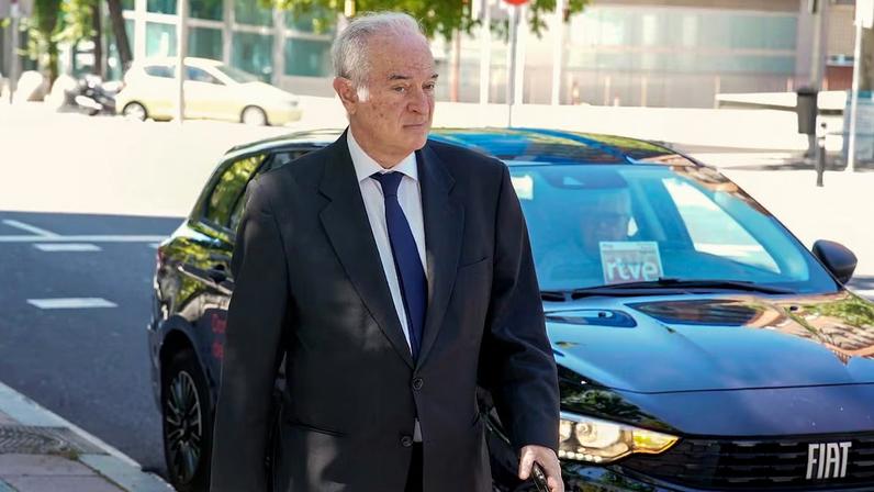 Tribunal corrige juiz Peinado e desimputa delegado do governo em Madrid