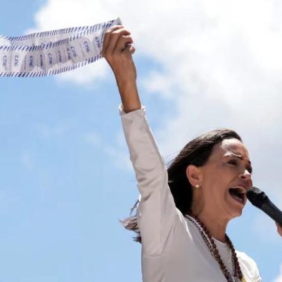 Presença surpresa de María Corina Machado em Oslo marca a cerimônia do Nobel