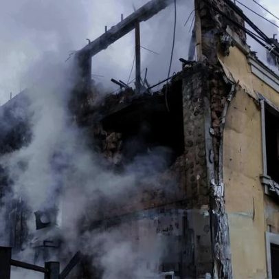 Zelenskiy encontra Trump na Flórida para paz após ataques russos a Kyiv