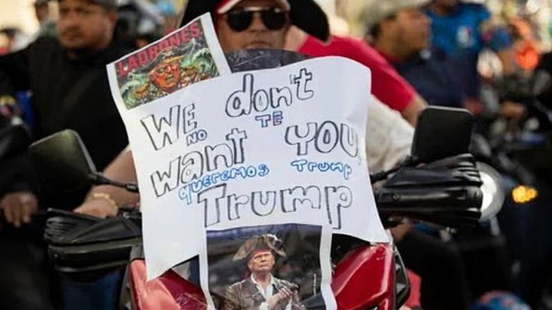 Guerra indireta de Trump na Venezuela aumenta, líder venezuelano mantém poder