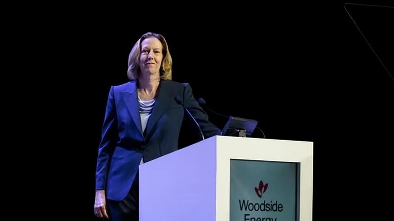 Meg O’Neill, da Woodside, crítica ativistas climáticos e vai para a BP