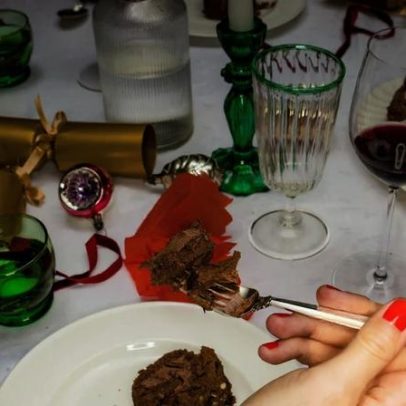Britânicos pagam mais por chocolate, mas jantar de Natal cai