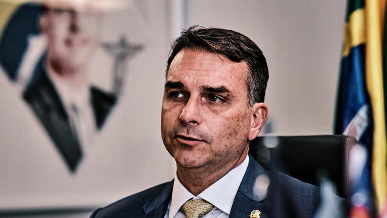 Escolhido por Bolsonaro, Flávio diz que ‘tem um preço’ para desistir de candidatura | Flávio Bolsonaro: senador precisará reconquistar os eleitores moderados afastados pela marca Bolsonaro, além de tranquilizar um establishment de centro. (Foto: Gustavo Minas/Bloomberg) (Photographer: Gustavo Minas/Bloo/Gustavo Minas)