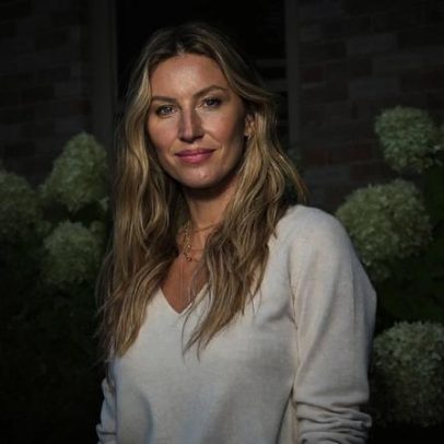 Salmão crocante de Gisele Bündchen conquista paladar com toque de restaurante