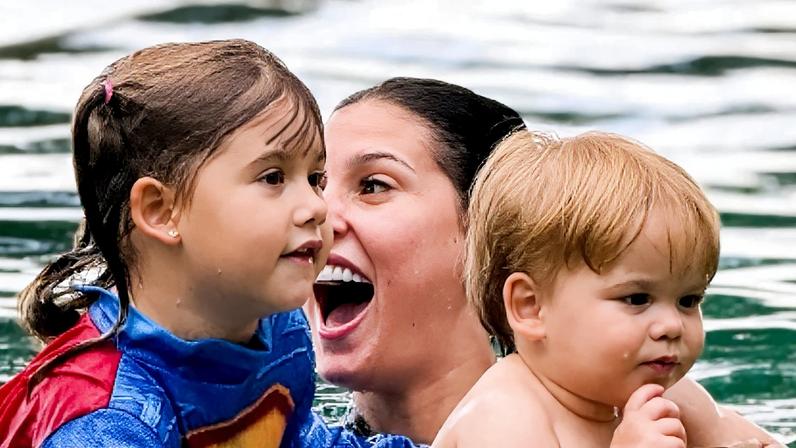 Ana Castela curte dia de piscina com os filhos de Zé Felipe, com Virgínia Fonseca no centro das polêmicas