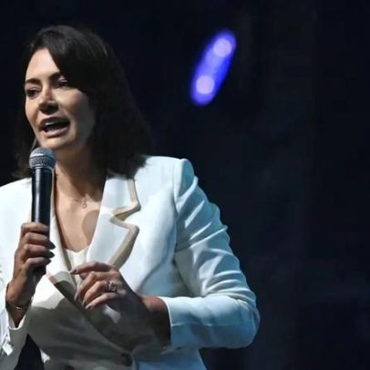 Michelle Bolsonaro assume novo papel político em 2026, segundo Flávio