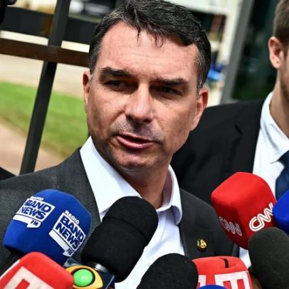 Bolsonaro envia carta reforçando pré-candidatura de Flávio à Presidência