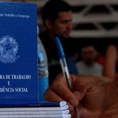 Desemprego cai para 5,2%, menor da série histórica