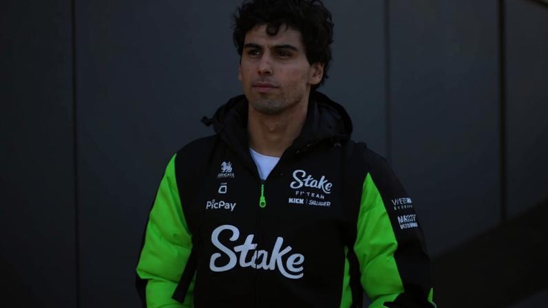 Gabriel Bortoleto no GP de Las Vegas de F1 (Foto: Rudy Carezzevoli/Getty Images/AFP)