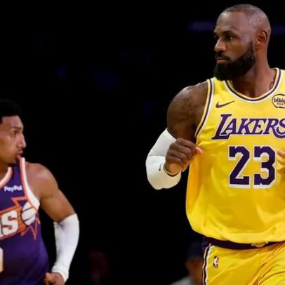 Fãs comentam desempenho atípico de LeBron James em partida da NBA