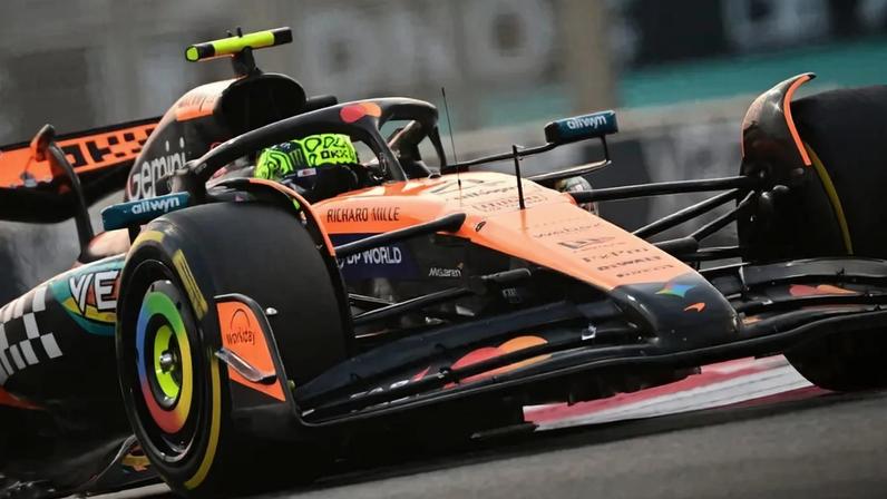 Lando Norris no GP de Abu Dhabi de F1 (Foto: Giuseppe CACACE / AFP)
