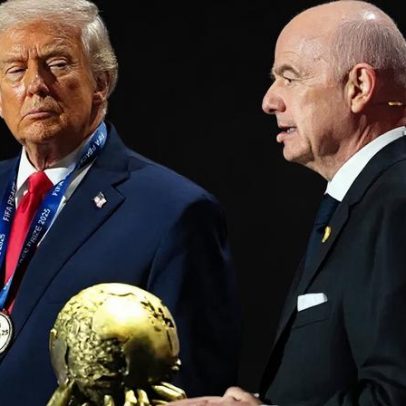 Trump sugere mudar o nome do futebol durante o sorteio da Copa