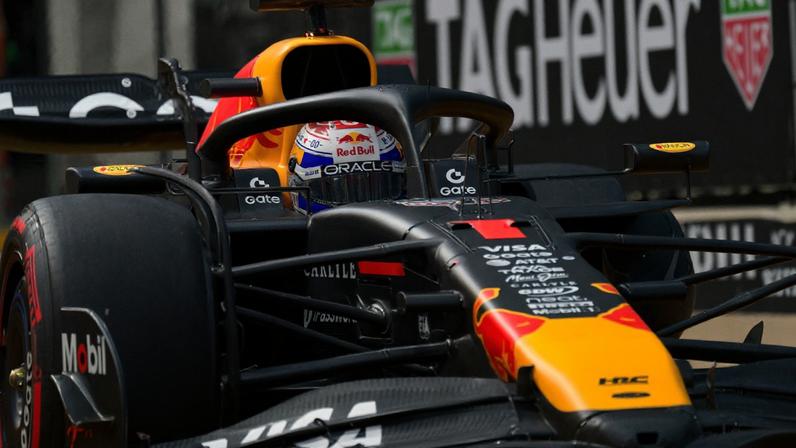 Max Verstappen na classificação do GP de Abu Dhabi (Foto: Andrej ISAKOVIC / AFP)