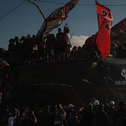 Torcida prepara festa para o embarque do Flamengo rumo à Copa Intercontinental