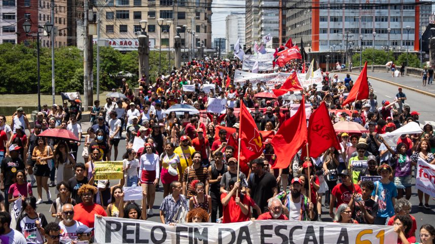 Escala 6x1: Comissão do Senado aprova proposta que reduz a jornada de trabalho