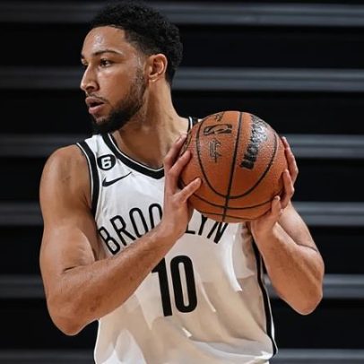Ex-jogador da NBA fica sem time e vira dono de equipe de pesca