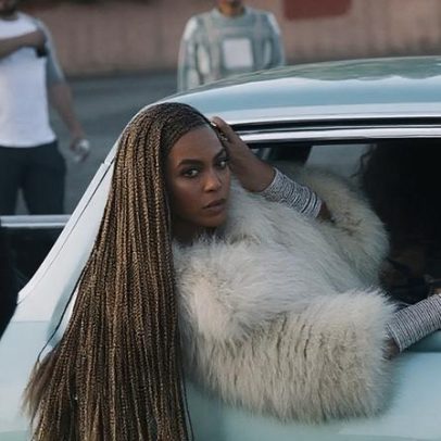 Beyoncé ameaça processar produtora por uso indevido de música em filme sobre Bolsonaro