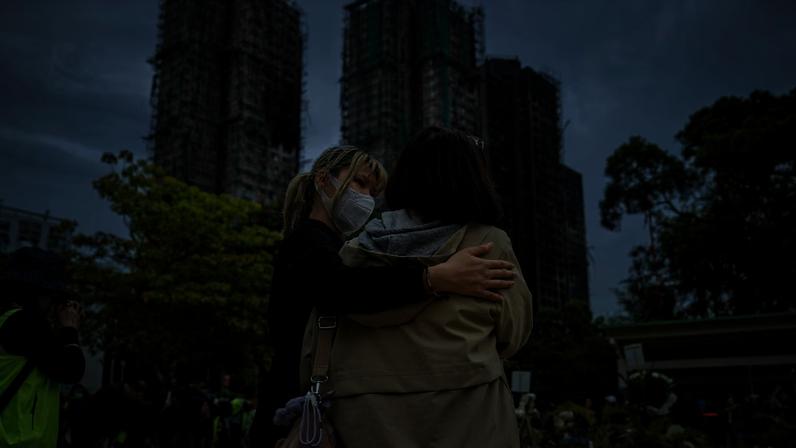 Megaincêndio em torres desencadeia a maior crise política em Hong Kong desde 2019