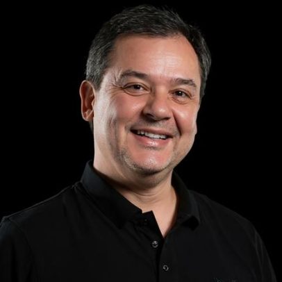 Um Império de Beleza e Bem-Estar sob escrutínio global