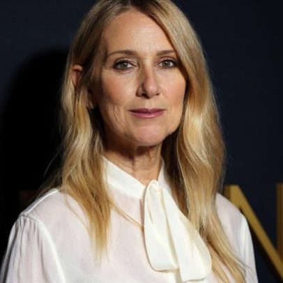 Céline Dion espalha alegria natalina como o Grinch