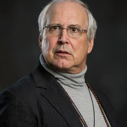 Chevy Chase ficou em coma por 8 dias após parada cardíaca