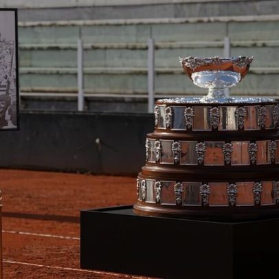 Pietangeli recebe últimas homenagens com troféu da Davis no Foro Itálico