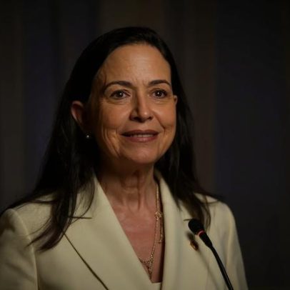 María Corina Machado chega a Oslo e diz ter esperança de Venezuela livre