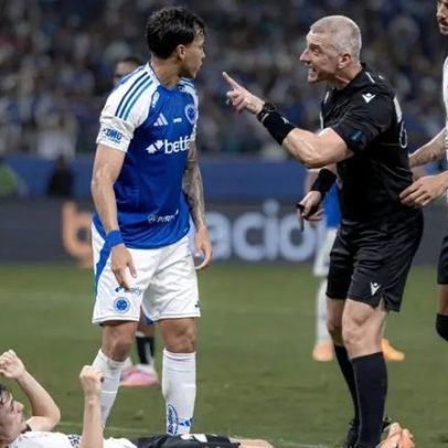 Especialista aponta erro de Daronco em Cruzeiro x Corinthians na Copa do Brasil