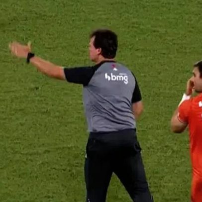 Diniz é expulso na final da Copa do Brasil entre Vasco e Corinthians