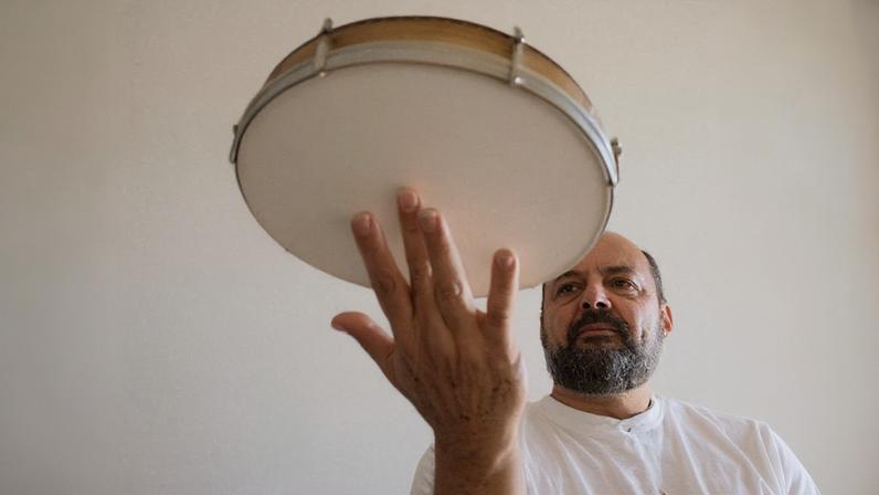 Douglas Germano lança 5º álbum com originalidade e alma brasileira