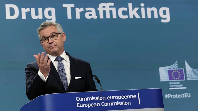 UE fecha vias de drogas e freia recrutamento de jovens pelo crime