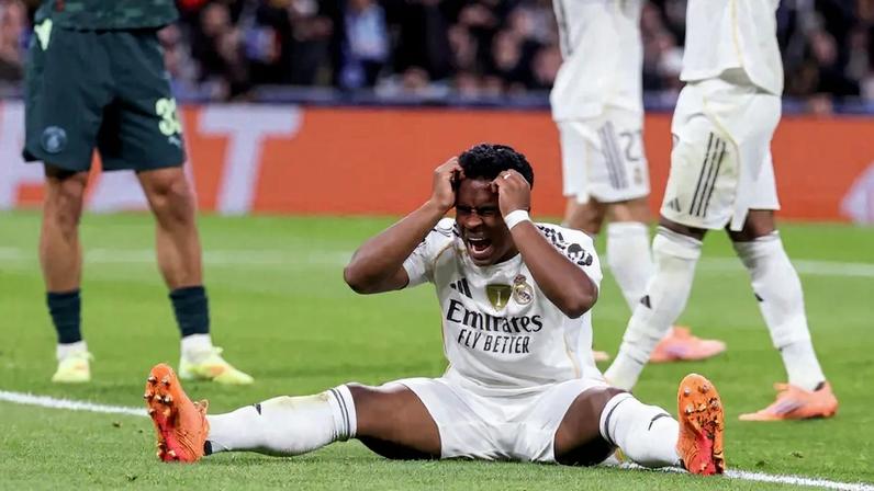 Endrick em Real Madrid x Manchester City (Foto: Thomas COEX / AFP)
