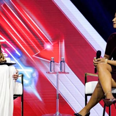 Nicki Minaj participa do AmFest e elogia Trump e Vance
