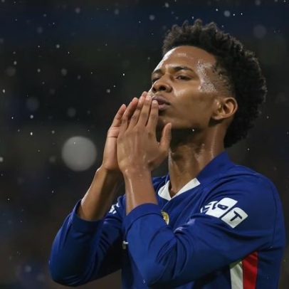 Brasileiros criticam atitude de jogador do Chelsea com Estêvão