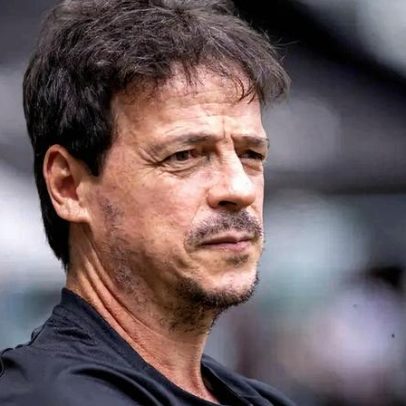 Diniz define substituto de Pitón para Vasco x Fluminense