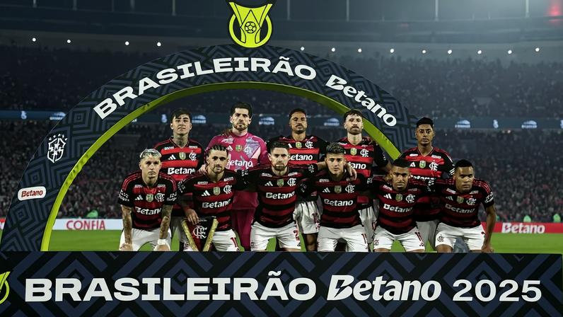 Time do Flamengo que entrou em campo no jogo decisivo pelo título do Brasileirão 2025 (Foto: Gilvan de Souza / Flamengo)