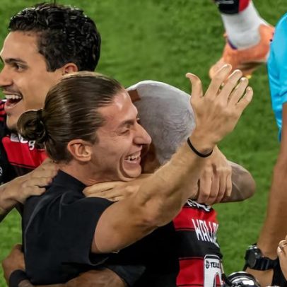 Flamengo vence Botafogo no Intercontinental após sufoco