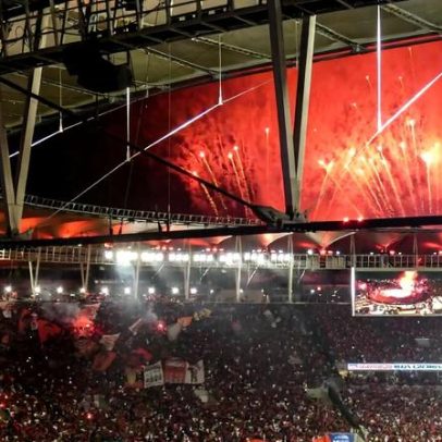 Torcida do Flamengo faz festa pelo título da Libertadores no Maracanã