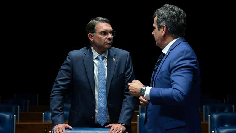 Presidente do PP, senador Ciro Nogueira diz que tem relação pessoal com Flávio não pode influenciar articulação de frente ampla contra Lula. (Foto: Andressa Anholete/Agência Senado)
